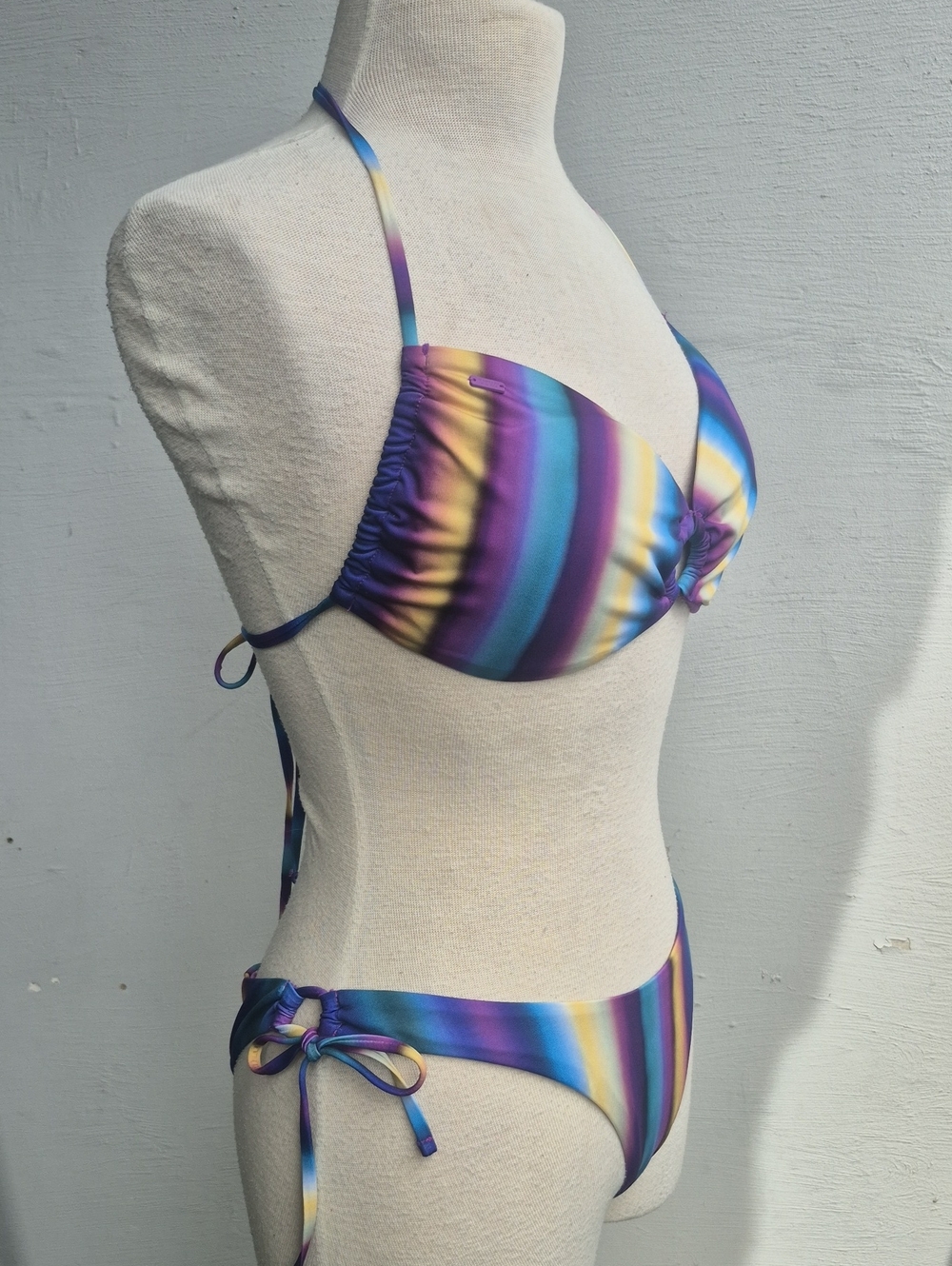 PACIFIC REPUBLIC- 2PCE BIKINI - Picture 2 of 9